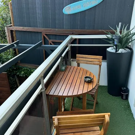 Duplex T2, Proche Commerces & Plages, Parking