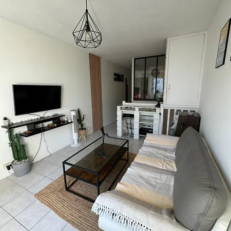Duplex T2, Proche Commerces & Plages, Parking *